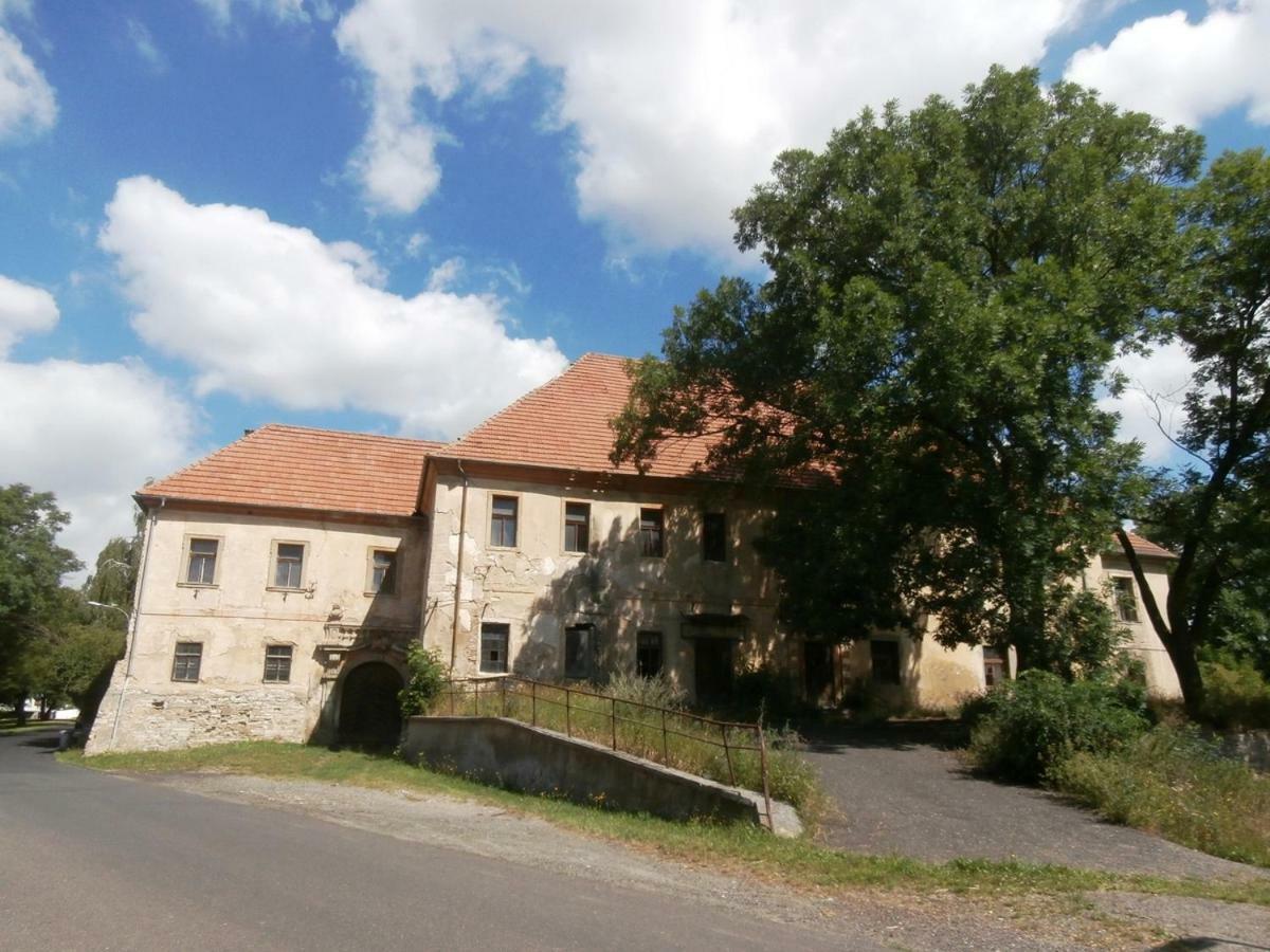 Pivovar Spitt Zahorany Vendégház Litoměřice Kültér fotó